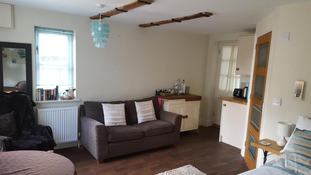 The Cartlodge B & B Colchester Exteriör bild